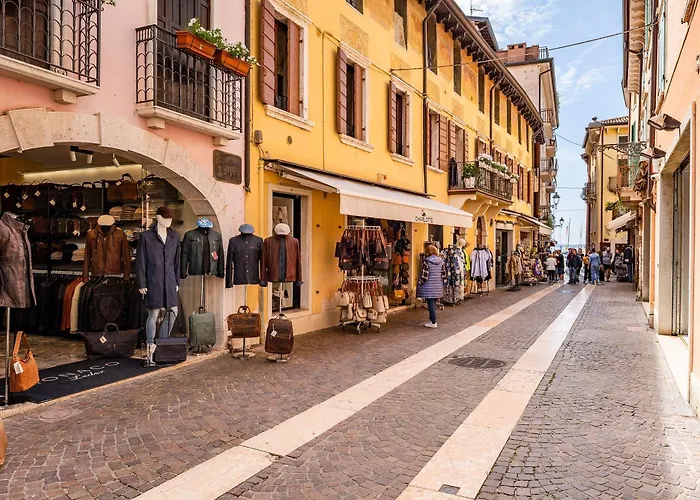 Apartment Manzoni Center Bardolino