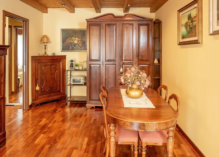 Apartment Manzoni Center