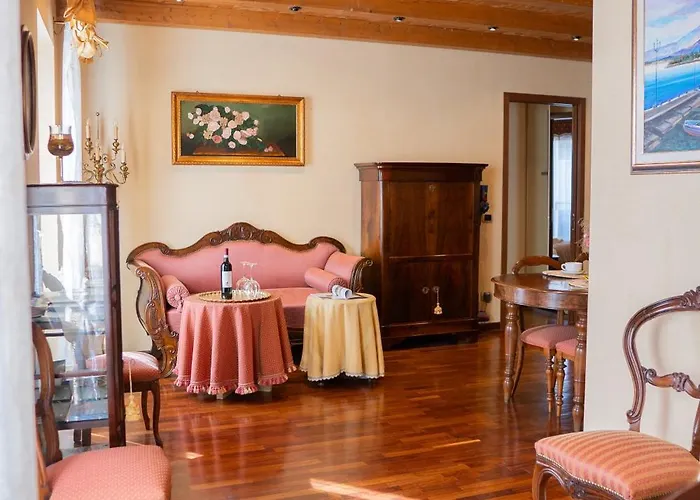 Manzoni Center Apartment Bardolino