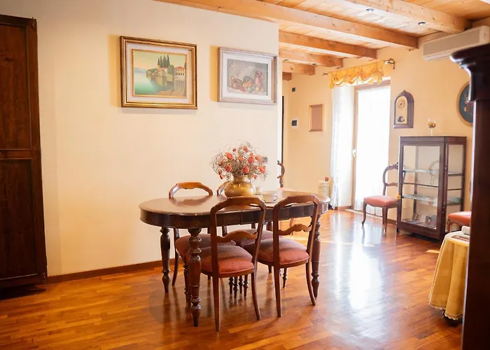 Manzoni Center * Bardolino