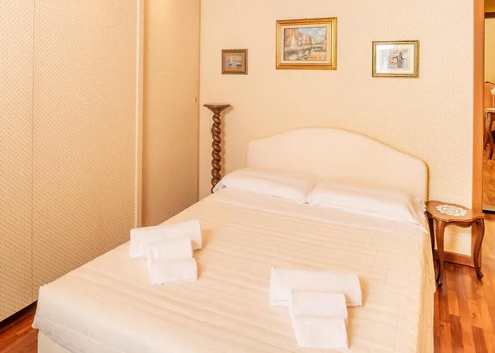 Apartment Manzoni Center *